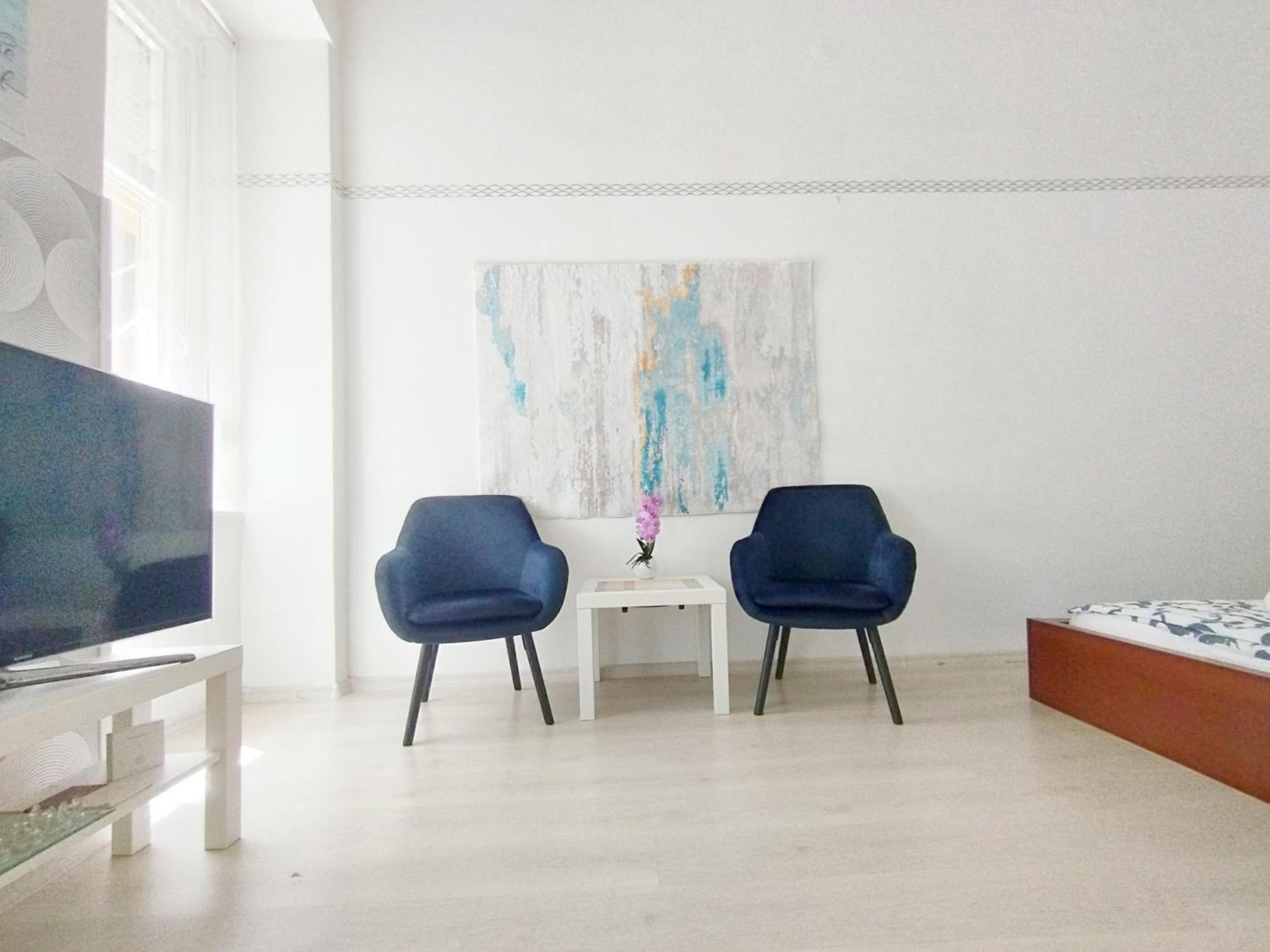 Free Parking Garage! Downtown Apartment Close To New York Cafe Budapest Exterior photo